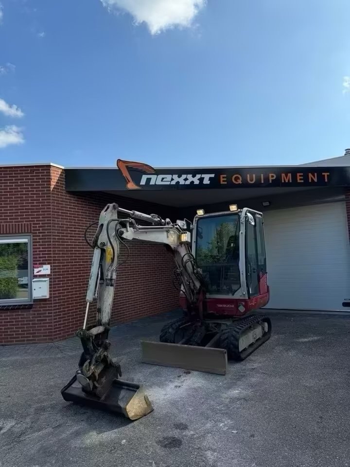 Takeuchi TB230