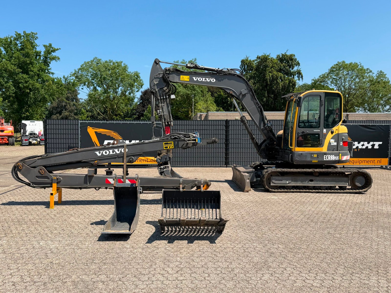 Volvo ECR 88 Plus